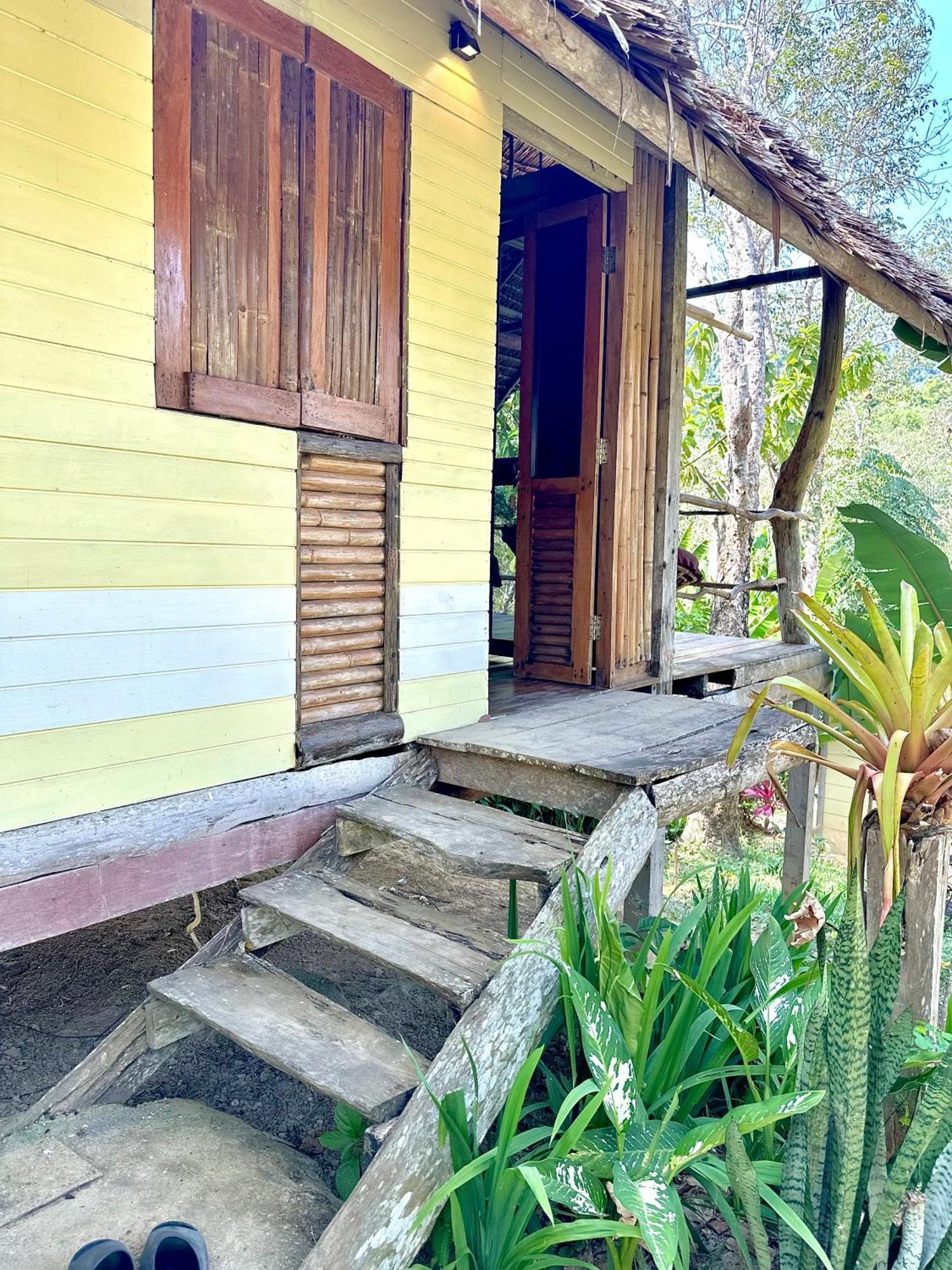 Koh Mook Mountain View Hotel Exterior foto