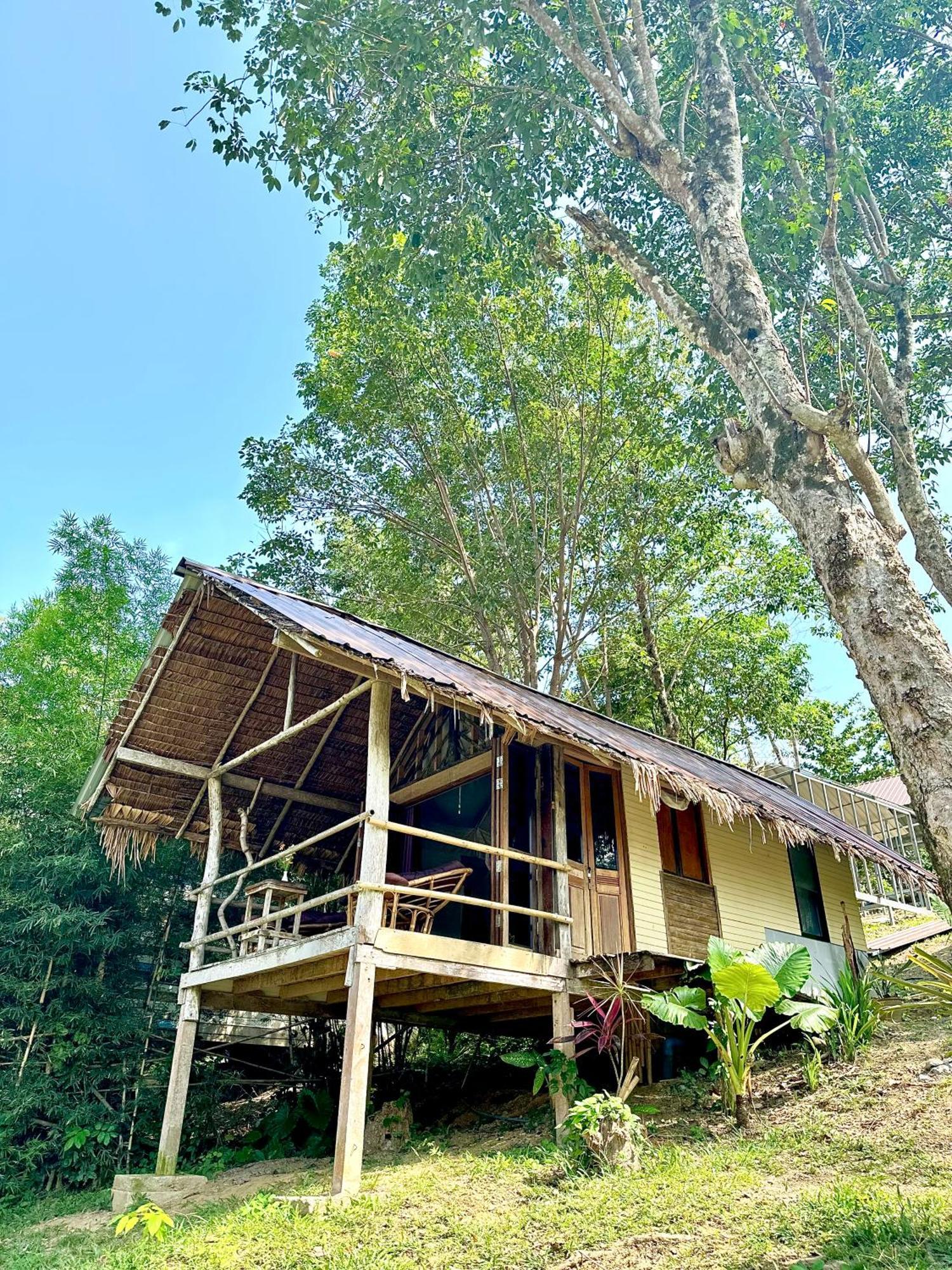 Koh Mook Mountain View Hotel Exterior foto